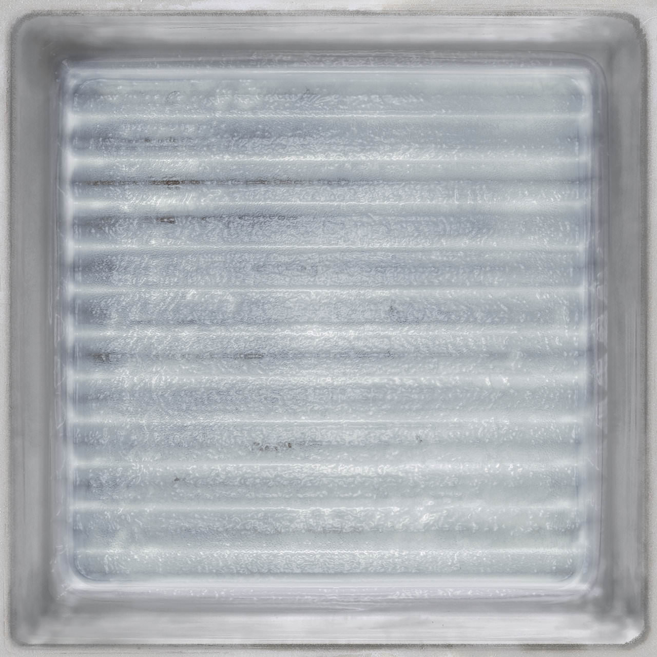 Ir dgb glass azure 2020 f01 563545